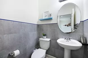 8 Watersedge Dr, Parsippany, NJ 07005 - Photo 25