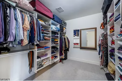 8 Watersedge Dr, Parsippany, NJ 07005 - Photo 33