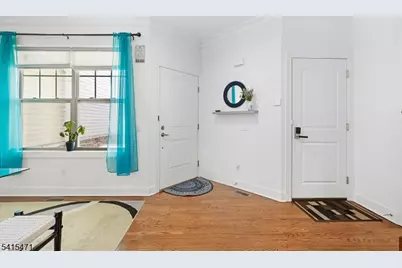 8 Watersedge Dr, Parsippany, NJ 07005 - Photo 7