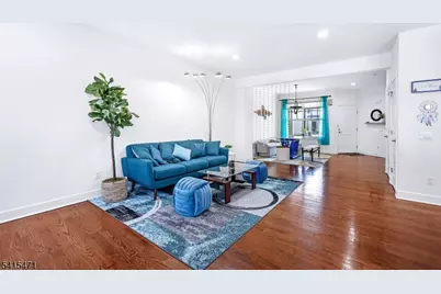 8 Watersedge Dr, Parsippany, NJ 07005 - Photo 15