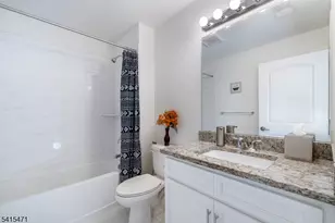 8 Watersedge Dr, Parsippany, NJ 07005 - Photo 37