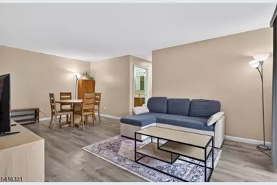 1150-1190 W St George B46B046 #B46, Linden, NJ 07036 - Photo 11