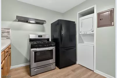 1150-1190 W St George B46B046 #B46, Linden, NJ 07036 - Photo 5