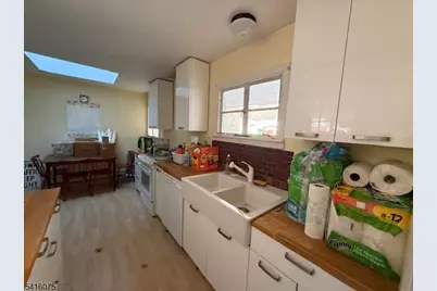 418 River Rd, Chatham Township, NJ 07928 - Photo 7