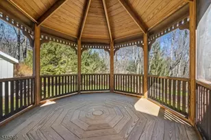 7 Robin Ct, Chester, NJ 07930 - Photo 21