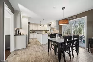 7 Robin Ct, Chester, NJ 07930 - Photo 9