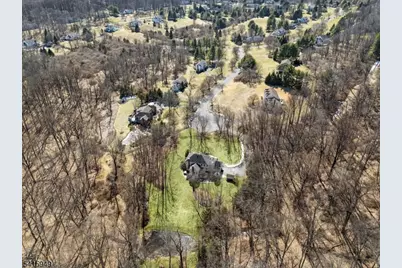 7 Robin Ct, Chester, NJ 07930 - Photo 45