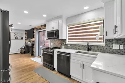 106 Frogtown Rd, Rockaway Township, NJ 07866 - Photo 15