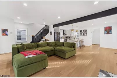 148 Freeman Ave, East Orange, NJ 07018 - Photo 5