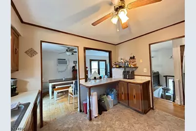 110 Metro Trl, Hopatcong, NJ 07843 - Photo 5