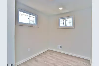 75 Nolans Point Rd, Jefferson Township, NJ 07849 - Photo 17