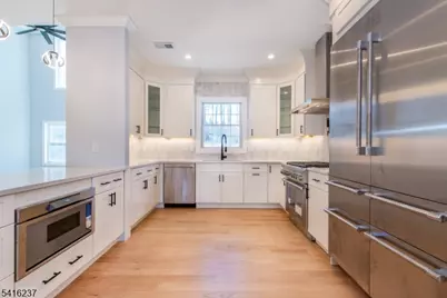 646 Mountain Ave, Berkeley Heights Township, NJ 07922 - Photo 11