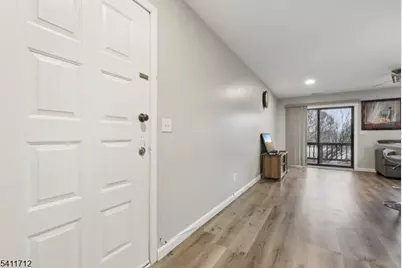 1 Deer Valley Ln #3, Vernon, NJ 07462 - Photo 5