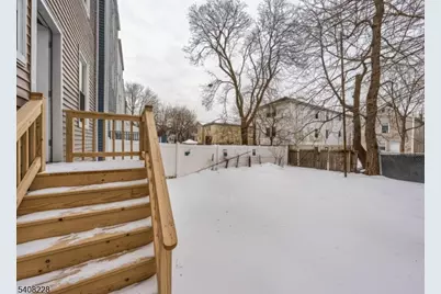 327 S 19th St, Newark, NJ 07103 - Photo 21