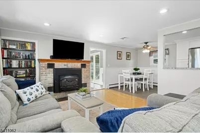 8 S White Birch Ter, Sparta Township, NJ 07871 - Photo 7