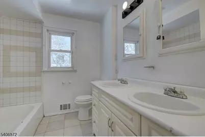 27 Old Short Hills Rd, West Orange Township, NJ 07052 - Photo 13