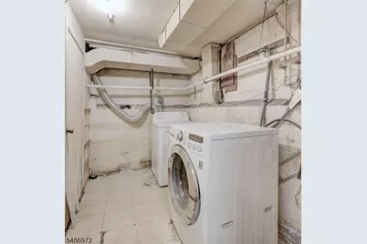 27 Old Short Hills Rd, West Orange Township, NJ 07052 - Photo 31