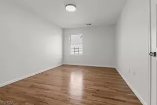 87 Chadwick Ave, Newark, NJ 07108 - Photo 9