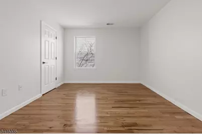 87 Chadwick Ave, Newark, NJ 07108 - Photo 15