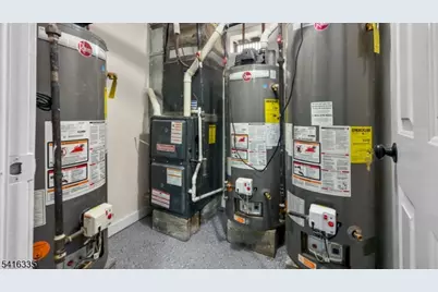 87 Chadwick Ave, Newark, NJ 07108 - Photo 27