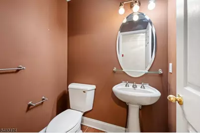 408 Donato Cir, Scotch Plains Township, NJ 07076 - Photo 9