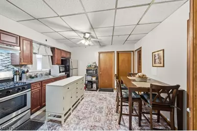 139 Madeline Ave, Clifton, NJ 07011 - Photo 9