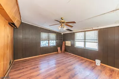 35 Beechwood Dr, Wayne, NJ 07470 - Photo 19