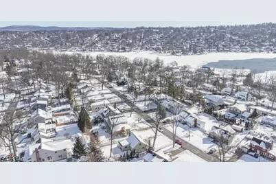 35 Beechwood Dr, Wayne, NJ 07470 - Photo 43