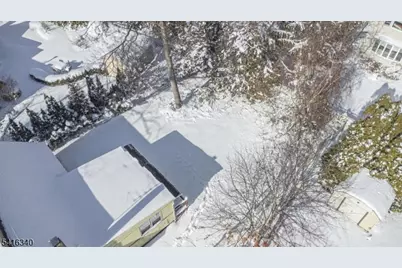 35 Beechwood Dr, Wayne, NJ 07470 - Photo 35