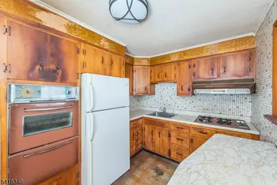 35 Beechwood Dr, Wayne, NJ 07470 - Photo 23