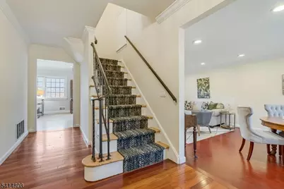 60 E Sherbrooke Pkwy, Livingston, NJ 07039 - Photo 3