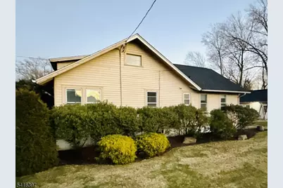 23 Lincoln Ave W, Cranford Township, NJ 07016 - Photo 3