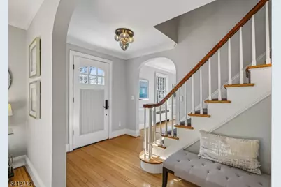 30 Colonial Way, Millburn Twp., NJ 07078 - Photo 3