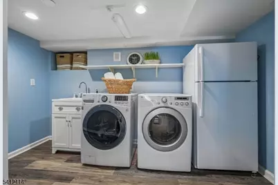 30 Colonial Way, Millburn Twp., NJ 07078 - Photo 43