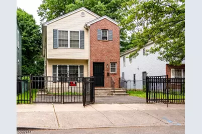 125 S 8th St, Newark, NJ 07107 - Photo 1