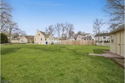 34 Maclennon Pl, Fanwood, NJ 07023 - Photo 3