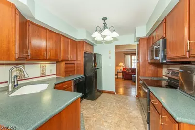 80 Toby Dr, Roxbury Township, NJ 07876 - Photo 5