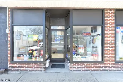 306 Queen Anne Rd, Teaneck Township, NJ 07666 - Photo 15