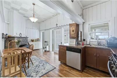 22 Sunset Ter, Mount Arlington, NJ 07856 - Photo 11