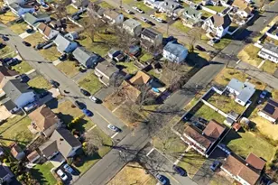 77 W Arthur Pl, Woodbridge Township, NJ 08830 - Photo 27