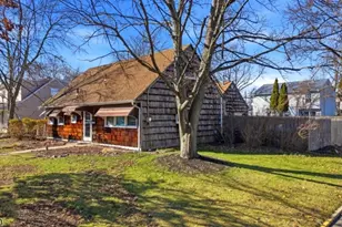 77 W Arthur Pl, Woodbridge Township, NJ 08830 - Photo 23