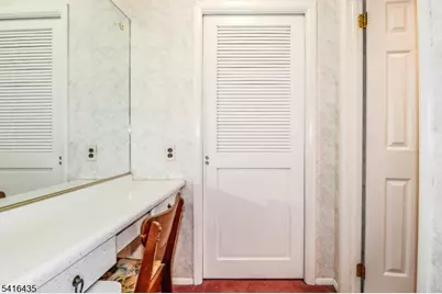 34 Timberlane Dr, Woodbridge Township, NJ 07067 - Photo 23