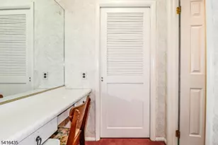 34 Timberlane Dr, Woodbridge Township, NJ 07067 - Photo 23