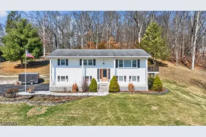 29 Newman Rd, Wantage, NJ 07461 - Photo 1