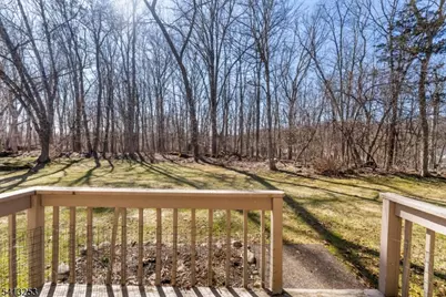 395 Mohegan Cir, Andover Township, NJ 07848 - Photo 7