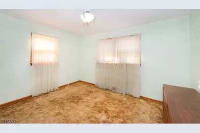 274 Dewey Ave, Totowa, NJ 07512 - Photo 17