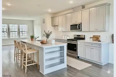 30 Haralson Ct, Livingston, NJ 07039 - Photo 3