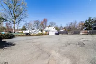 1589 E 2nd St, Scotch Plains Township, NJ 07076 - Photo 3