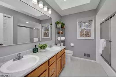 49 Heritage Ct, Randolph Township, NJ 07869 - Photo 35