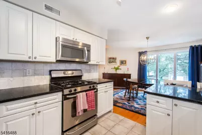 8 Tulip Cres #2D, Little Falls Township, NJ 07424 - Photo 9